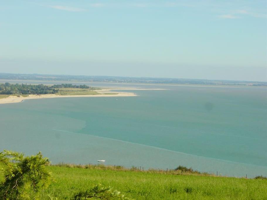 Maison Vue Sur Le Mont Saint Michel Et Sa Baie Champeaux المظهر الخارجي الصورة